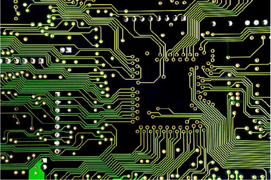 自己設(shè)計(jì) PCB 電路板，需要學(xué)習(xí)哪些科目？